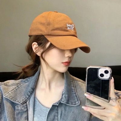 黑暗中的十个女人